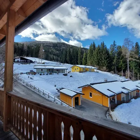 Ski-to-door Pistenblick * Bad Kleinkirchheim