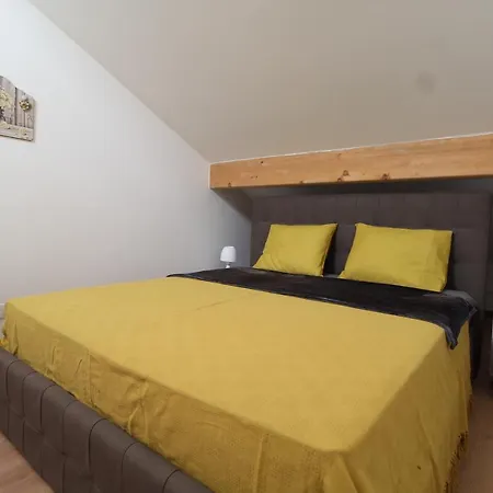 Ski-to-door Pistenblick *