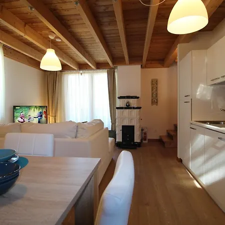 Appartement Ski-to-door Pistenblick *