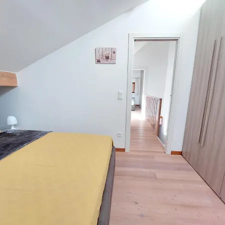 아파트 Ski-to-door Pistenblick