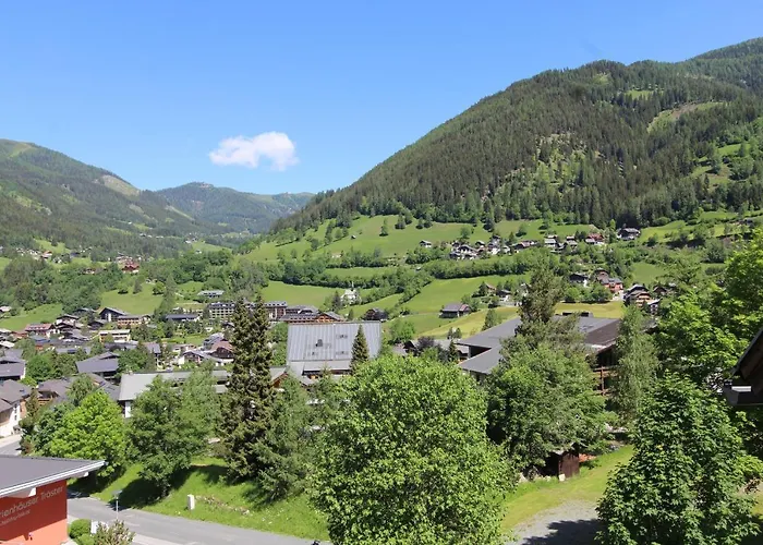 Ski-to-door Pistenblick * באד קליניקירשהיים